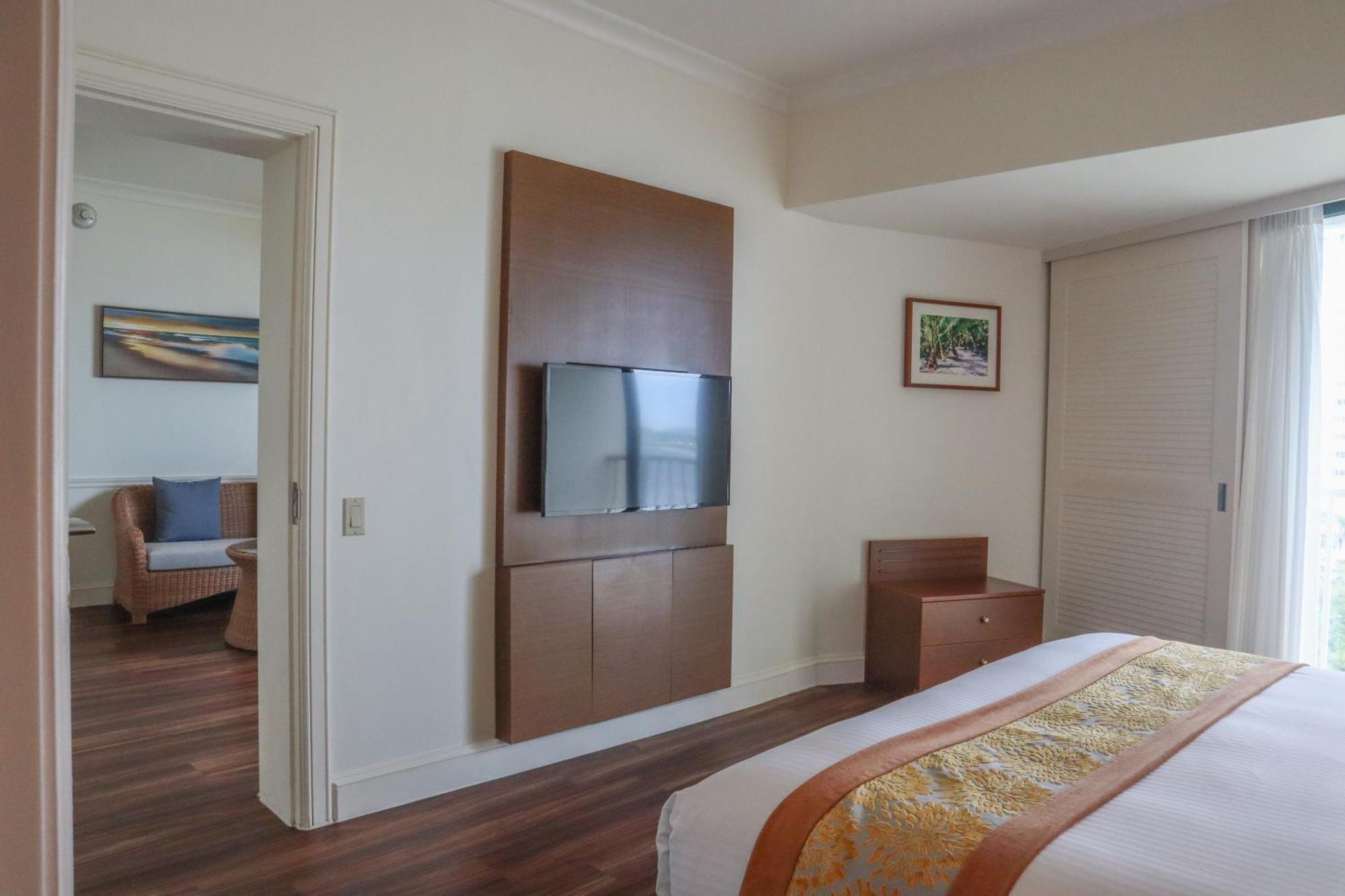 Lotte Hotel Guam Tumon Esterno foto